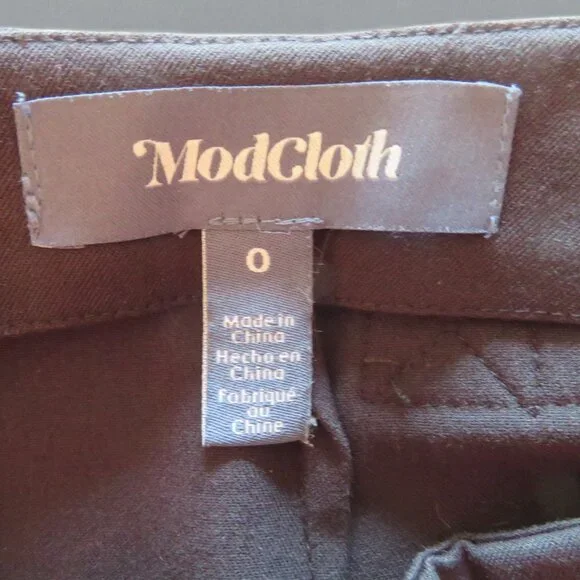 Modcloth Women's Black A-Line Skirt, Front Pleats, Size 0,  NWOT - Picture 8 of 10